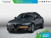 Alfa Romeo Giulia - 2.0 Turbo Aut. 200pk Super | Bruin Leder | Schuif