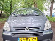 Citroën Xsara Picasso - 1.8i-16V Attraction met , airco en wijnig km