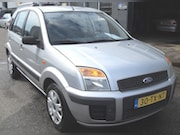 Ford Fusion - 1.6 16V Trend AUTOMAAT, AUTO IS GAS EN HANDGESCHAKELD AANGEP