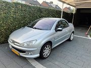 Peugeot 206 - CC 1.6-16V Quiksilver Prima auto in goede staat.