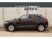 Volkswagen T-Roc - 1.5 TSI 150pk DSG Style -NAVI-ECC-CAM-PDC