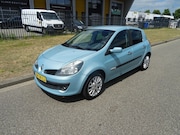 Renault Clio - 1.4-16V Rip Curl