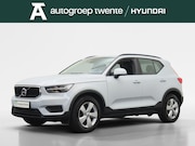 Volvo XC40 - 1.5 T3 Momentum | Navigatie | Stoelverwarming |
