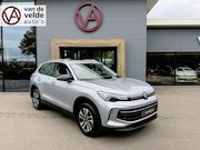 Volkswagen Tiguan - 1.5 eHybrid Life | Trekhaak | Elek. Achterklep | 360 Camera