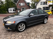 Volvo S40 - 2.0 D4 177pk 5 Cil 1e eig Autom Cruise isofix UNIEK NW APK Y