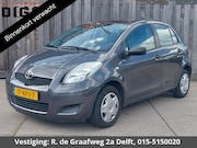 Toyota Yaris - 1.0 VVTi Acces | Airco | Trekhaak | Elektrische ramen |