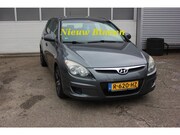 Hyundai i30 - 1.4I NETJES*TECHNISCHE OPKNAPPER*AANBIEDING