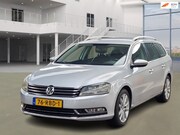 Volkswagen Passat - Variant 1.4 TSI Highline BlueMotion AUT NAVI PSENSOR CRUISE 