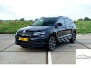 Skoda Karoq - 1.5 TSI ACT Sportline | PANO | TREKHAAK | APPLE CAR PLAY | 1