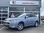 Mitsubishi Outlander - 2.0 PHEV Instyle+ /Leder/Schuifdak/Camera/Trekhaak/Stoelverw