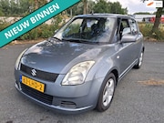 Suzuki Swift - 1.3 GLS LEUKE AUTO RIJDT EN SCHAKELT GOED