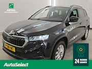 Skoda Karoq - 1.0 TSI 110pk Business Edition | Trekhaak | Half Leder/Stof 