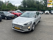 Ford Focus - Wagon 1.0 EcoBoost Trend Edition Business , navigatie , pdc