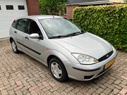 Ford Focus - 1.6-16V Cool Edition en distributieriem. Airco.