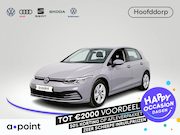 Volkswagen Golf - 1.0 TSI Life 110 pk | Navigatie | Parkeersensoren | Achterui