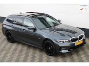 BMW 3-serie - Touring 330e xDrive Pano HUD Tr.haak 19 inch BTW