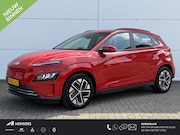 Hyundai Kona - EV Premium 64 kWh / SOH 100% / Trekhaak ( 300 kg ) / Achterb