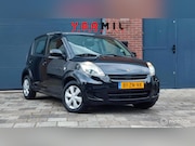 Daihatsu Sirion - 1.0-12V Premium 5 DRS NAP LAGE KMSTAND