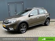 Dacia Sandero - 0.9 TCe SL Stepway / Automaat / Navigatie / Camera / Airco /