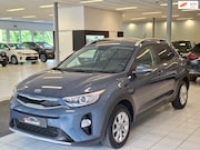 Kia Stonic - 1.2 (4 Cil) Apple carplay/Android auto/Camera/Bluetooth/Stoe