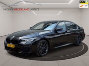 BMW 5-serie - 530e xDrive High Executive * HUD * TREKHAAK * M-PAKKET * NL