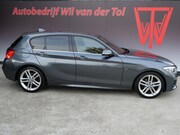 BMW 1-serie - 118i M-SPORT | AUTOMAAT | BREED NAVI | LED | LEER | NL-AUTO