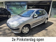 Peugeot 206 - 1.4 XT | AUTOMAAT | 12MND GARANTIE | NW APK | ELEC RAMEN|