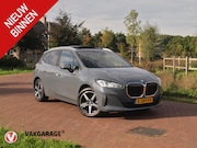BMW 2-serie Active Tourer - 225e xDrive | Panoramadak | Harman Kardon | Camera| Sfeerver