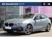 BMW 1-serie - 118i Executive Sport Line Automaat / Sportstoelen / LED / Li