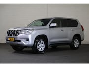 Toyota Land Cruiser - 2.8 D-4D-F Challenger Window Van