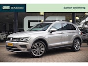 Volkswagen Tiguan - 2.0 TSI 4Motion Highline |TREKHAAK|PANO|CARPLAY|