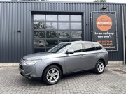 Mitsubishi Outlander - 2.0 Instyle AUT. 7-PEROONS|LEER|TREKHAAK|CAMERA|SCHUIFDAK|ST