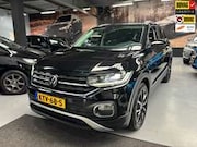 Volkswagen T-Cross - 1.5 TSI Style / Carplay /Trekhaak/ Stoelverwarming