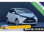Toyota Aygo - 1.0 VVT-i Aut. X-Play Navi Cam PDC Apple/Android
