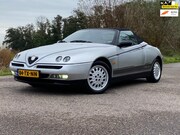 Alfa Romeo Spider - 2.0-16V T.Spark L CABRIO Airco NAP Zwart-Leder