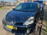 Renault Clio - 1.4-16V Rip Curl Panorama