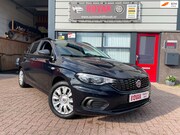 Fiat Tipo - Stationwagon 1.4 T-Jet 16v Business Lusso Black
