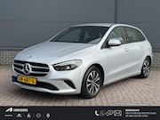 Mercedes-Benz B-klasse - 180 Business Solution Automaat / Dealer Onderhouden / 1e Eig