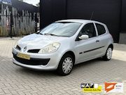 Renault Clio - 1.2-16V Authentique