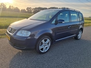 Volkswagen Touran - 2.0-16V 7 personen Airco