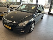 Hyundai i30 - 1.6i Dynamic CLIMAT APK 3-27 BJ 2011