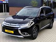 Mitsubishi Outlander - 2.0 MIVEC edition NIEUWSTAAT APPLE CARPLAY CAMERA
