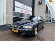 Volvo V70 - 2.4 Comfort Line Automaat