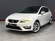 Seat Leon - 1.4 TSI FR Dynamic Panoramadak Trekhaak 360 camera