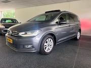 Volkswagen Touran - 2.0 TDI SCR Highline 150 PK | Panorama | Camera | LED | Trek