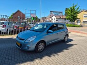 Hyundai i20 - 1.4i DynamicVersion Automaat