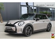 MINI Cooper - 1.5 Camden Edition | Pan.Dak | Rear View Cam. | Leder | Blac