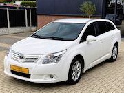 Toyota Avensis - Wagon 2.0 D Executive NIEUWSTAAT NAVI CRUISE CLIMA XENON CAM