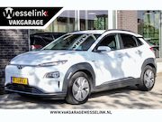 Hyundai Kona - EV Limited 64 kWh | SOH 98% | Leder | 3 Fase