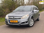 Opel Astra - 1.6 Temptation | Cruise control + Pano Nu € 1.499,